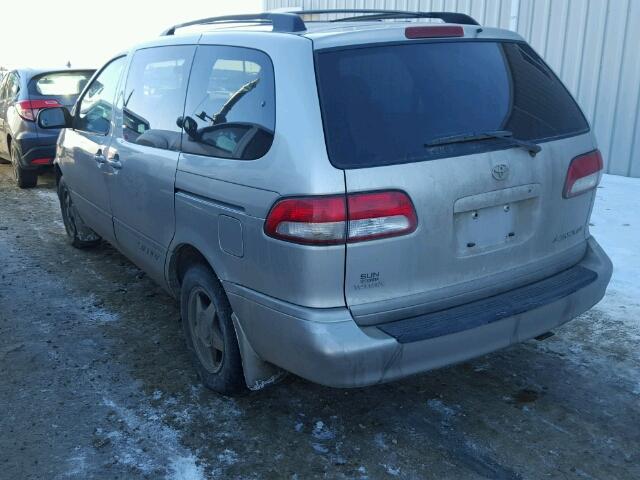 4T3ZF13C71U408574 - 2001 TOYOTA SIENNA LE SILVER photo 3