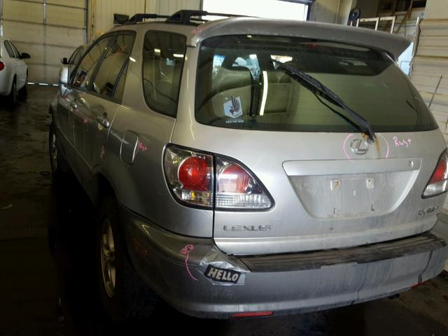 JTJHF10U730312795 - 2003 LEXUS RX 300 SILVER photo 3