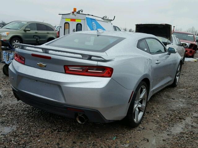 1G1FF1R72H0173537 - 2017 CHEVROLET CAMARO SS Plata foto 4