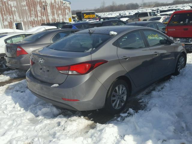 5NPDH4AE8EH493562 - 2014 HYUNDAI ELANTRA SE GRAY photo 4