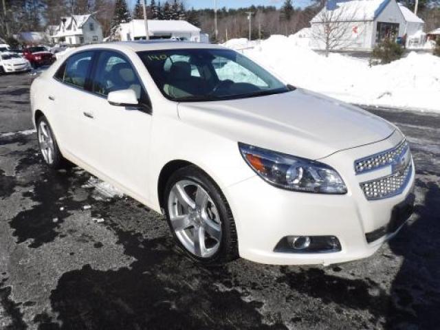 1G11J5SX8DF300390 - 2013 CHEVROLET MALIBU LTZ WHITE photo 2