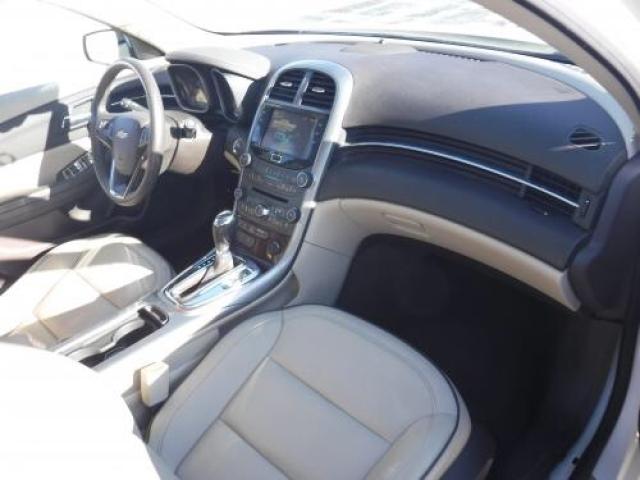 1G11J5SX8DF300390 - 2013 CHEVROLET MALIBU LTZ 白色 照片 4