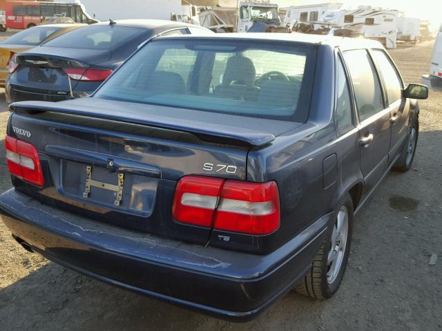 YV1LS5372W1507315 - 1998 VOLVO S70 T5 TUR BLUE photo 4