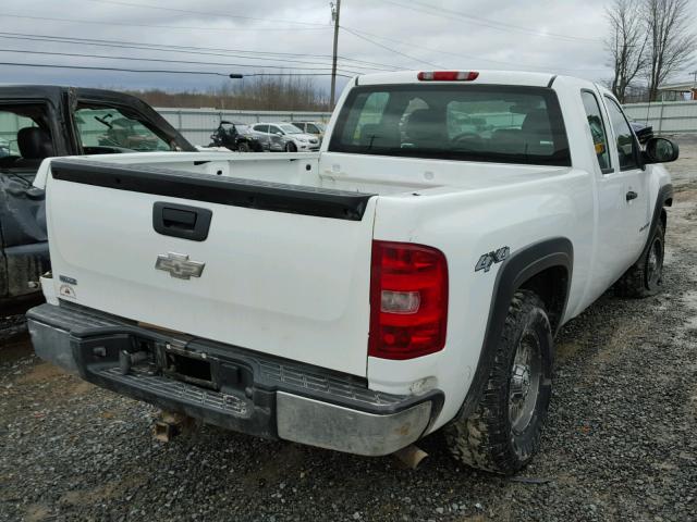 2GCEK190981280672 - 2008 CHEVROLET SILVERADO WHITE photo 4