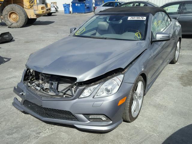 WDDKK7CF8BF104480 - 2011 MERCEDES-BENZ E 550 GRAY photo 2