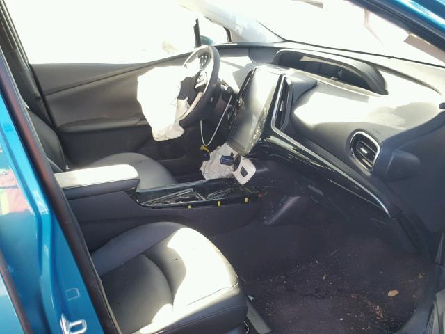 JTDKARFP5H3047971 - 2017 TOYOTA PRIUS PRIM ლურჯი ფოტო 5