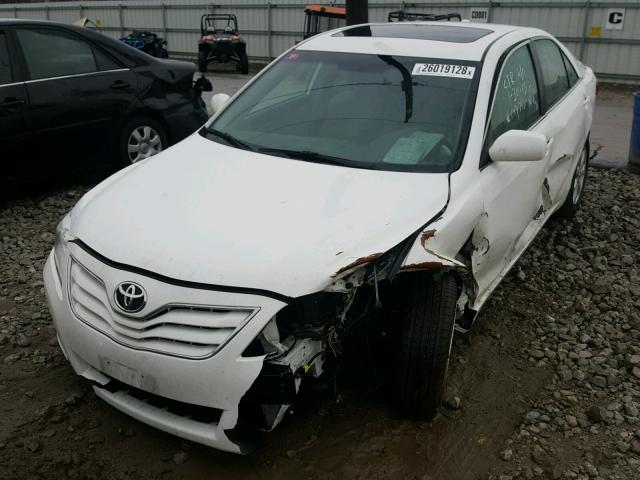4T4BF3EK8BR119379 - 2011 TOYOTA CAMRY BASE WHITE photo 2