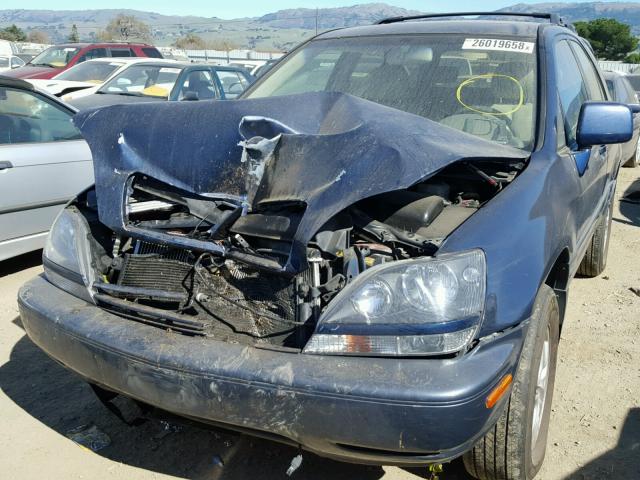 JTJGF10U220149970 - 2002 LEXUS RX 300 BLUE photo 2