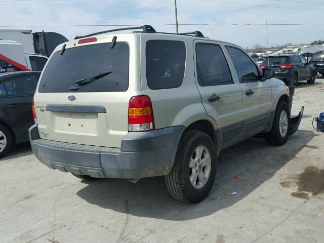 1FMYU03165DA06571 - 2005 FORD ESCAPE GRAY photo 4