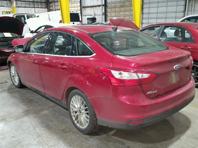 1FAHP3H28CL161548 - 2012 FORD FOCUS SEL RED photo 3