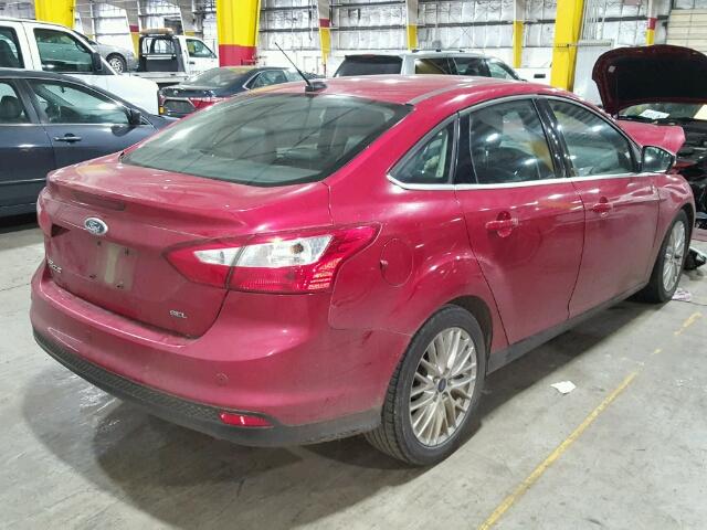 1FAHP3H28CL161548 - 2012 FORD FOCUS SEL RED photo 4