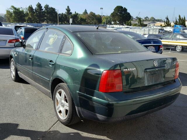 WVWPD23B5YE180117 - 2000 VOLKSWAGEN PASSAT GLX 绿色 照片 3