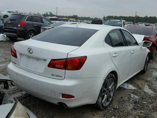 JTHBK262X82064147 - 2008 LEXUS IS 250 WHITE photo 4