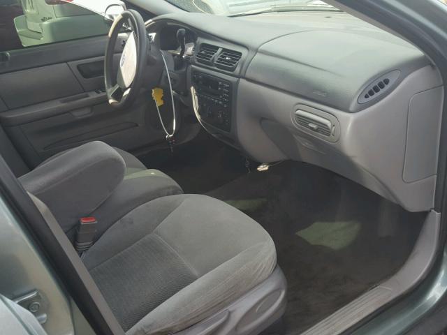 1FAFP53285A136805 - 2005 FORD TAURUS SE GREEN photo 5