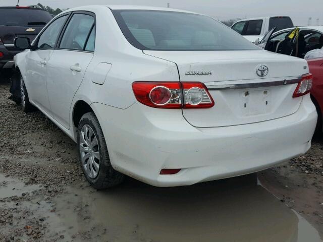 5YFBU4EE4DP162444 - 2013 TOYOTA COROLLA BA WHITE photo 3