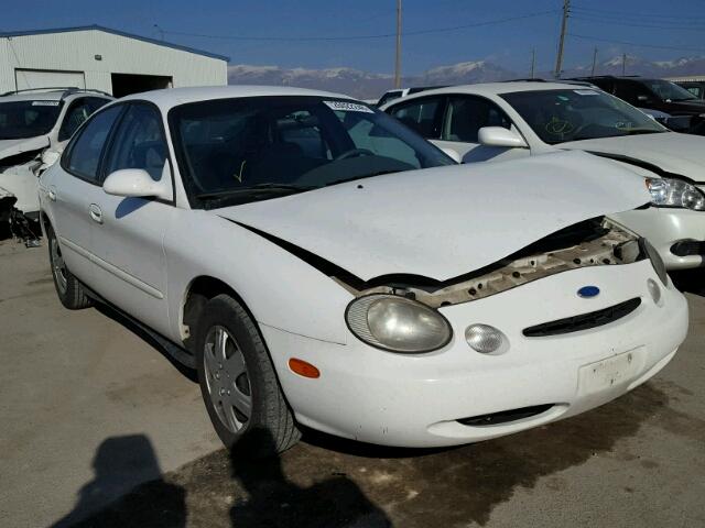 1FALP52U2VG174260 - 1997 FORD TAURUS GL WHITE photo 1