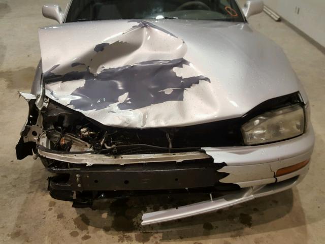 JT2SK12E2P0139101 - 1993 TOYOTA CAMRY LE SILVER photo 7