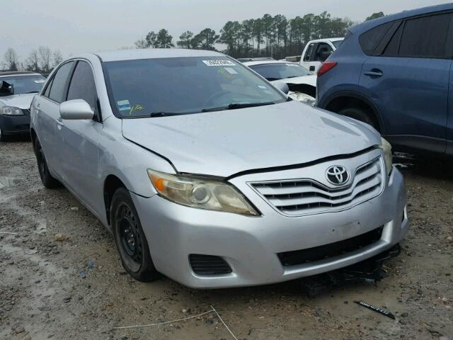 4T1BF3EK6BU179414 - 2011 TOYOTA CAMRY BASE SILVER photo 1