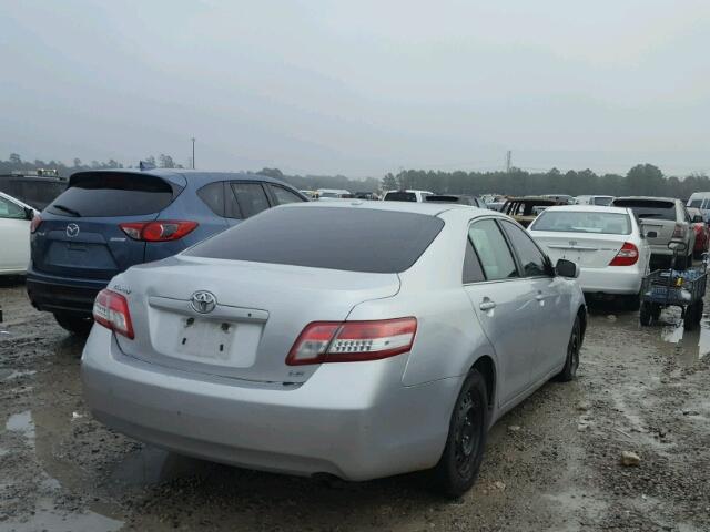 4T1BF3EK6BU179414 - 2011 TOYOTA CAMRY BASE SILVER photo 4