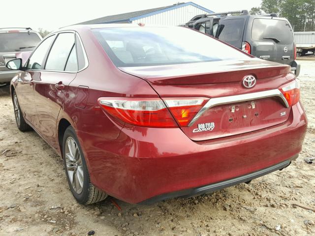 4T1BF1FKXHU802982 - 2017 TOYOTA CAMRY LE MAROON photo 3