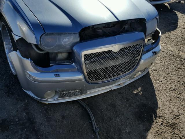 2C3LA73W16H332458 - 2006 CHRYSLER 300C SRT-8 SILVER photo 10