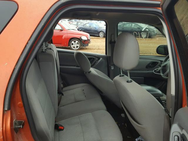 1FMYU03156KB58841 - 2006 FORD ESCAPE XLT ORANGE photo 6