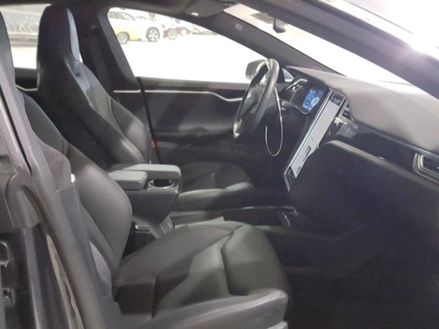 5YJSA1E2XGF149873 - 2016 TESLA MODEL S GRAY photo 5