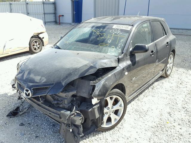 JM1BK143671600149 - 2007 MAZDA 3 HATCHBAC BLACK photo 2