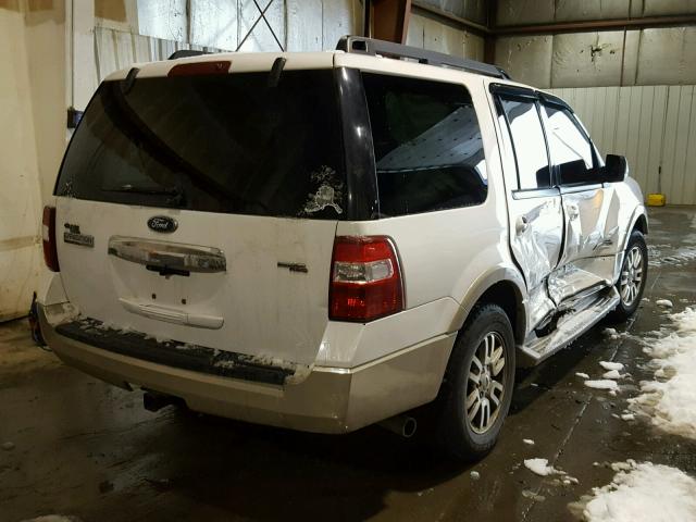 1FMFU18567LA92028 - 2007 FORD EXPEDITION WHITE photo 4