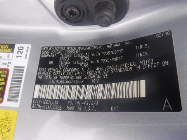 5TDYK3DC3GS741558 - 2016 TOYOTA SIENNA XLE SILVER photo 10