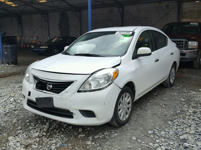 3N1CN7AP4CL917990 - 2012 NISSAN VERSA S WHITE photo 2