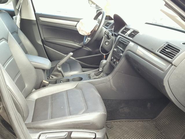 1VWAS7A30FC003565 - 2015 VOLKSWAGEN PASSAT S أسود صورة 5