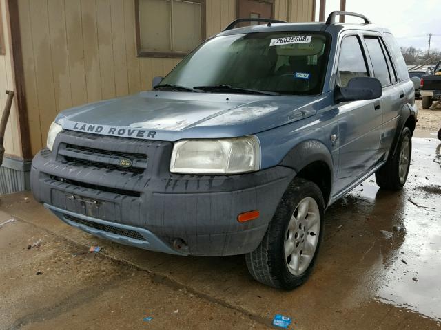 SALNY222X2A214881 - 2002 LAND ROVER FREELANDER BLUE photo 2