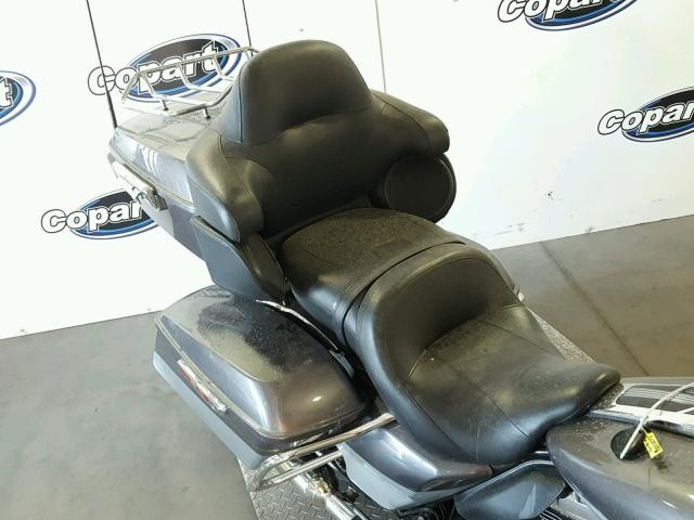 1HD1KEL33EB692945 - 2014 HARLEY-DAVIDSON FLHTK ELEC 银色 照片 6