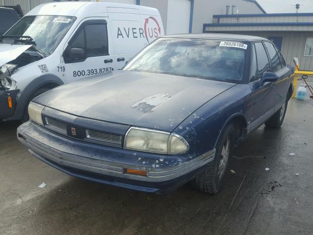 1G3HN53L4P1800909 - 1993 OLDSMOBILE 88 ROYALE BLUE photo 2