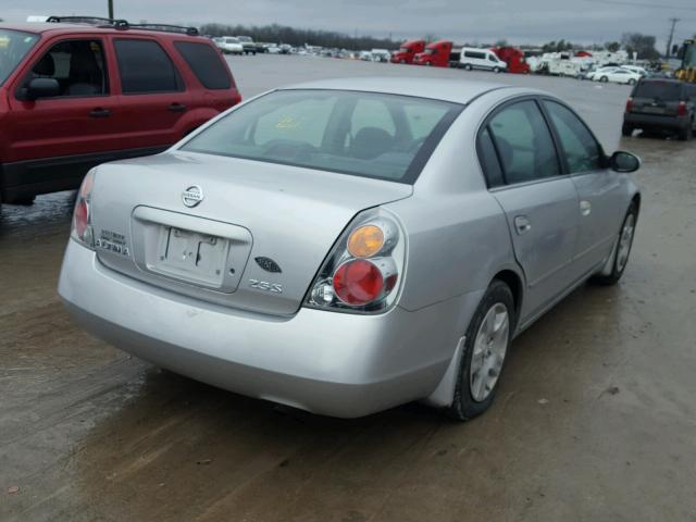 1N4AL11D54C135469 - 2004 NISSAN ALTIMA BAS SILVER photo 4