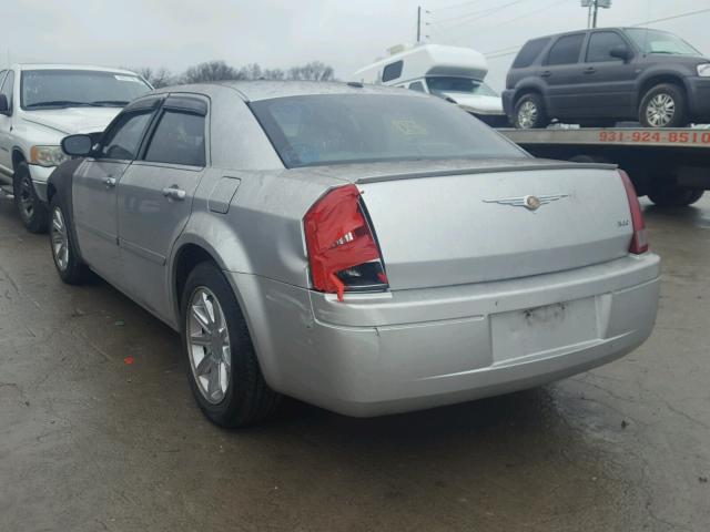 2C3LA43R46H282017 - 2006 CHRYSLER 300 SILVER photo 3