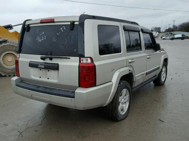 1J8HH48K87C599627 - 2007 JEEP COMMANDER SILVER photo 4