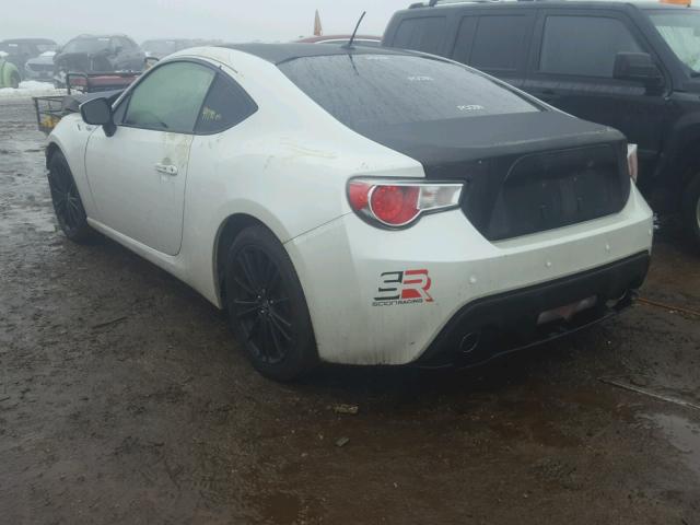 JF1ZNAA13D1703538 - 2013 TOYOTA SCION FR-S თეთრი ფოტო 3