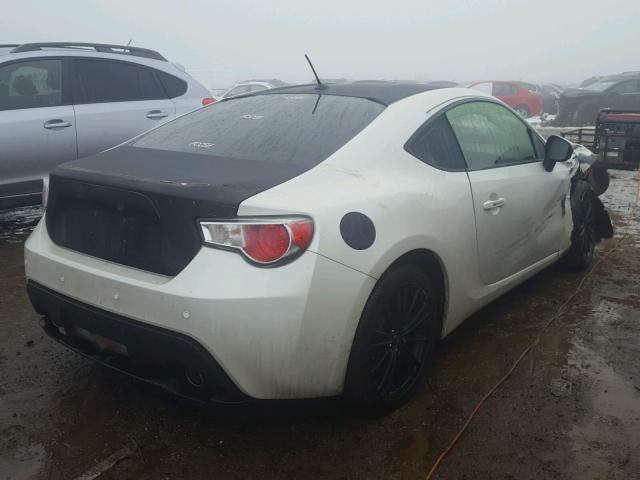 JF1ZNAA13D1703538 - 2013 TOYOTA SCION FR-S თეთრი ფოტო 4