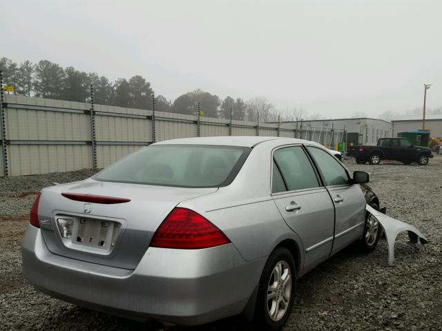 1HGCM56797A216762 - 2007 HONDA ACCORD EX SILVER photo 4