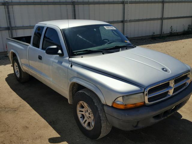 1D7GL12KX4S589942 - 2004 DODGE DAKOTA SXT SILVER photo 1