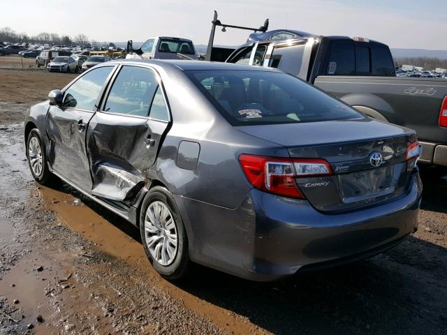 4T4BF1FKXER419092 - 2014 TOYOTA CAMRY L GRAY photo 3