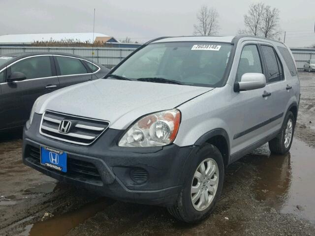 SHSRD78875U306418 - 2005 HONDA CR-V EX SILVER photo 2