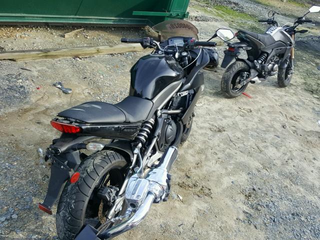 JKAEXEC149DA41673 - 2009 KAWASAKI EX650 C 黑色 照片 4