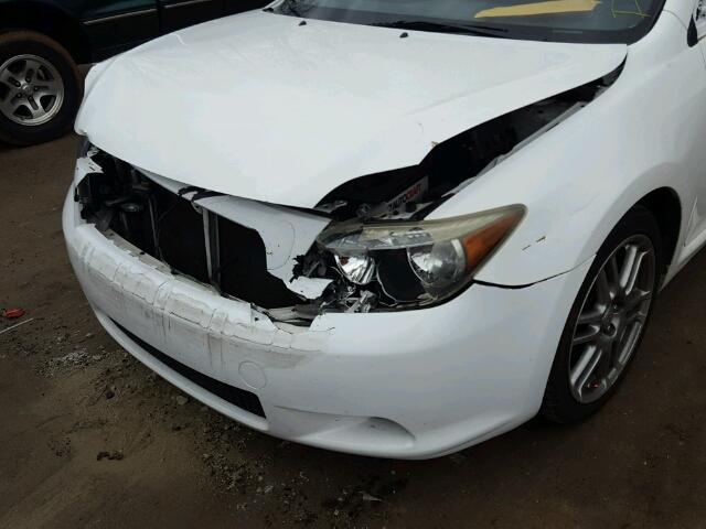 JTKDE177370179925 - 2007 SCION TC WHITE photo 9