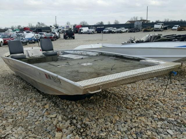 CJT54334E808 - 2008 BLAZ BOAT SILVER photo 4