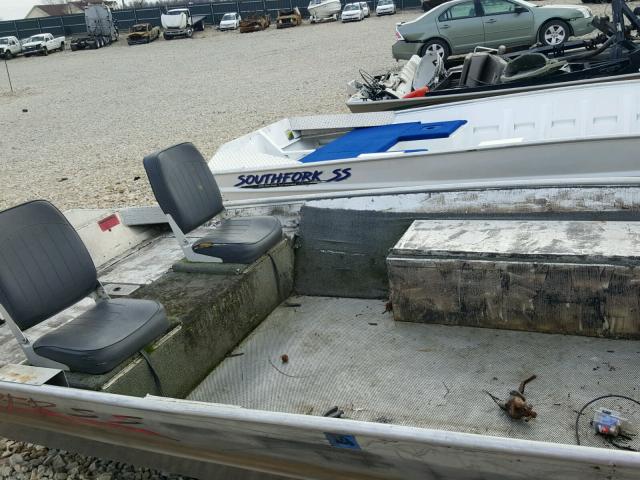 CJT54334E808 - 2008 BLAZ BOAT SILVER photo 6