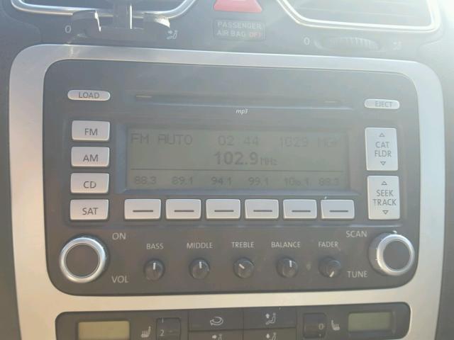 WVWFA71F58V010346 - 2008 VOLKSWAGEN EOS LUX 白色 照片 9