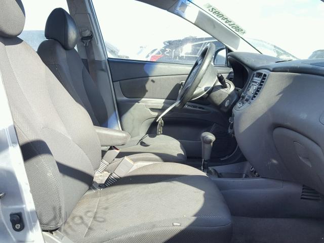 KNADE123166176994 - 2006 KIA RIO SILVER photo 5